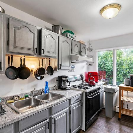 King Suite On 16Th Ave أنكوراج المظهر الخارجي الصورة